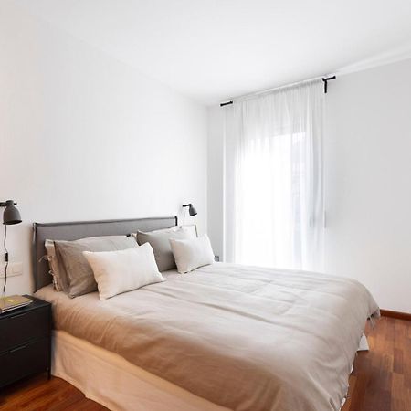 Enjoy Apartments Calle Paris Super Stylish Barcelona Exteriör bild